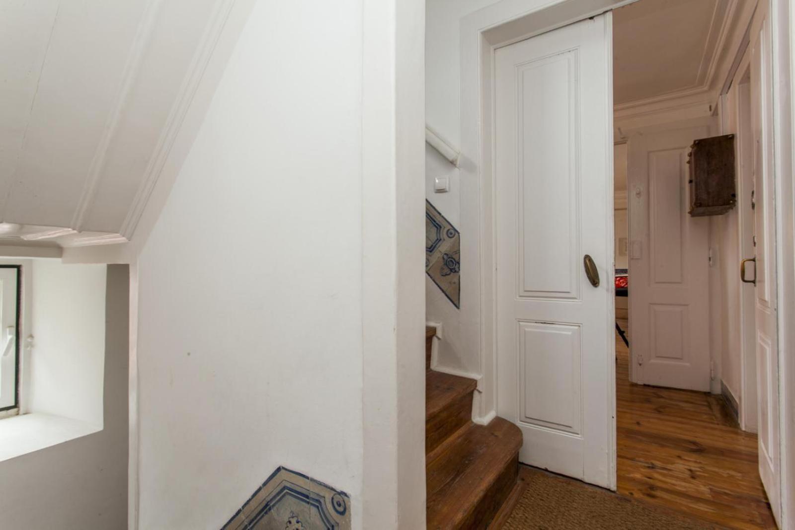 C2 Bairro Alto 18Th Century Beautiful Apartment ลิสบอน ภายนอก รูปภาพ
